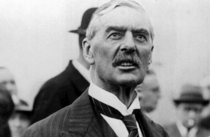 Neville Chamberlain Kimdir? Churchill Öncesi İngiltere Başbakanı